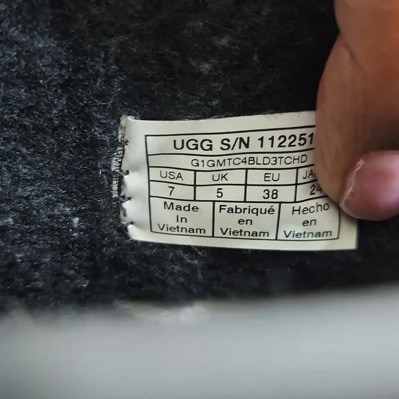 UGG Classic Clear Mini Panther Boots (W Size 7) - Picture 12 of 14